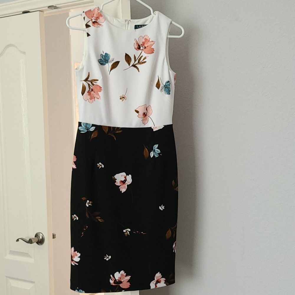 Lauren Ralph Lauren size 2 floral sleeveless dress